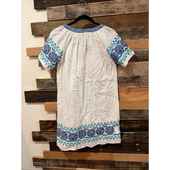 Vineyard Vines cotton medallion embroidered popover dress size Small - Picture 3 of 7